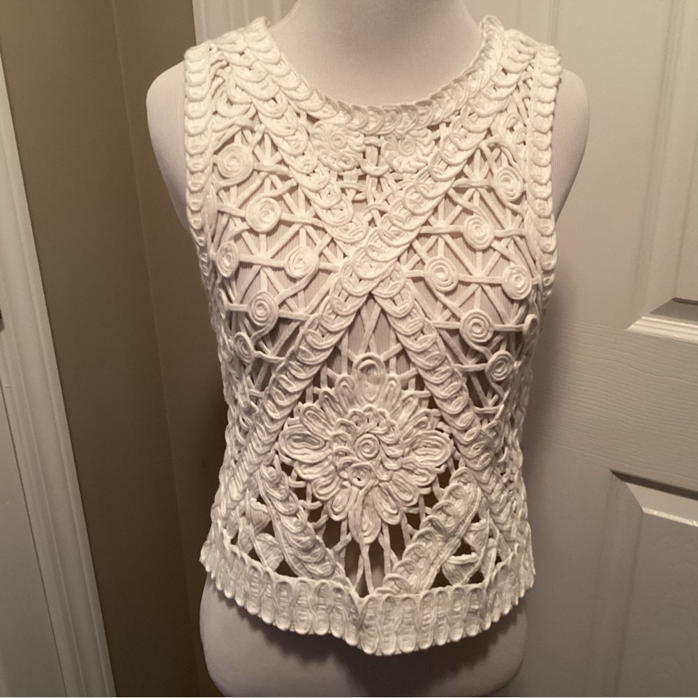 Haute Monde Medium Lace Crochet White Cropped Tank Sexy See Through